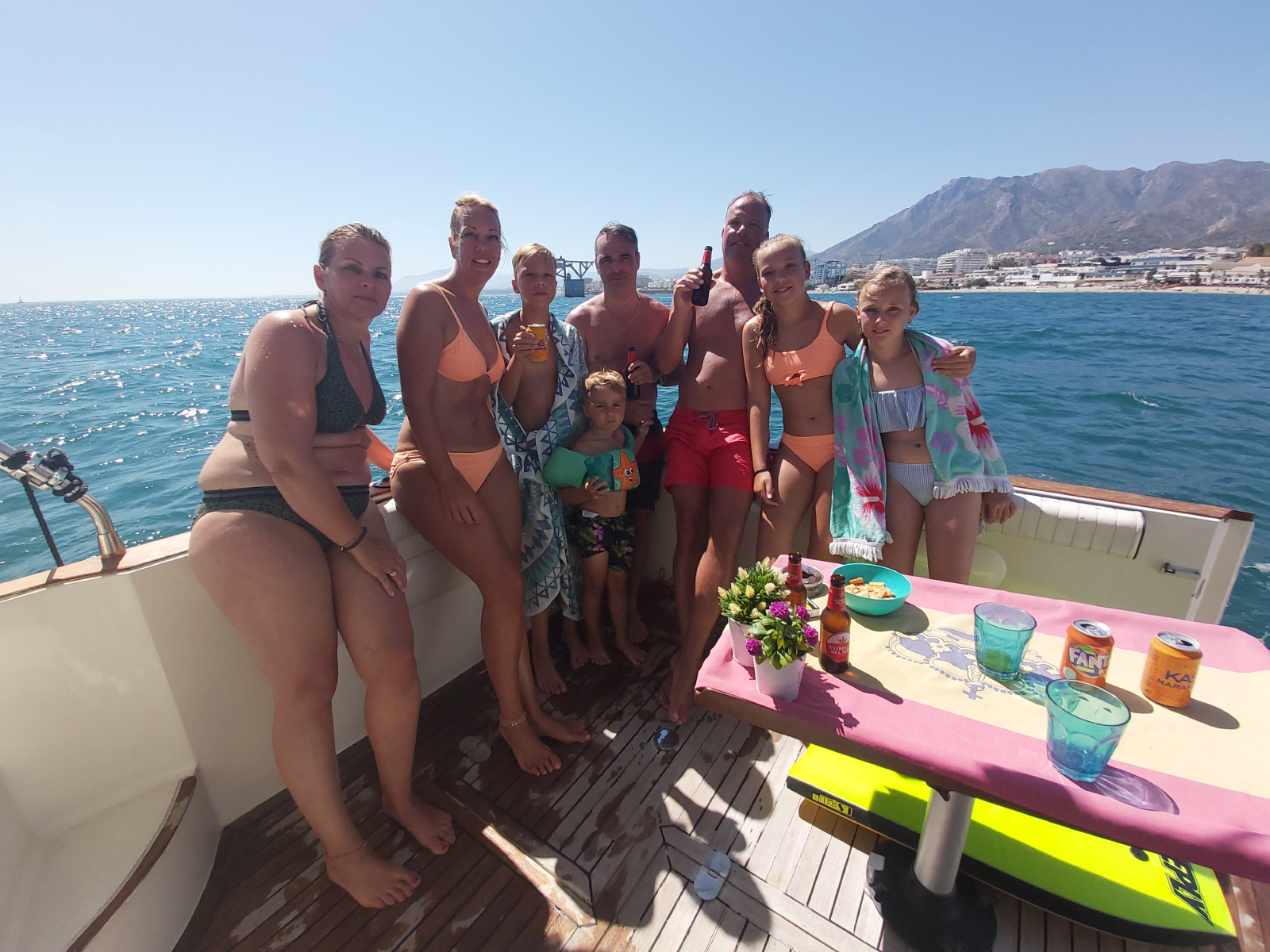 Paseo en barco 4 horas Lovit Charter Marbella