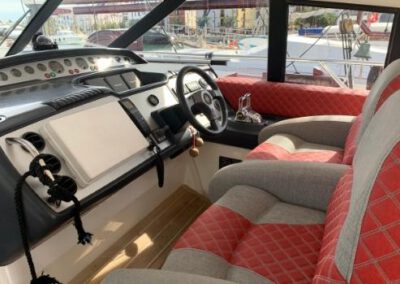 Barco Princess V58