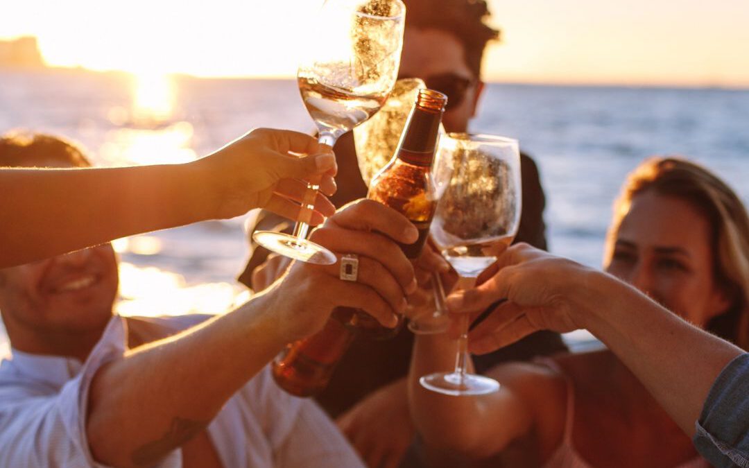 Sunset in Marbella: A Romantic Plan on a Boat