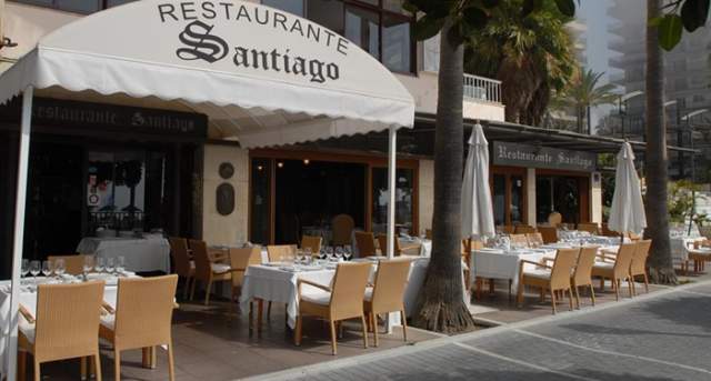 23C3B3D76918DDA4424A9BD38E2991BA8231E9BF Fiesta en barco Lovit Charter Marbella