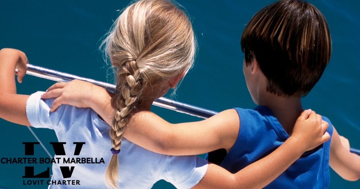 Planes en Barco con Niños Qué Llevar, Qué Hacer y Cómo Mantenerlos Entretenidos Planes en Barco con Niños Qué Llevar, Qué Hacer y Cómo Mantenerlos Entretenidos | Boat Plans with Kids: What to Bring, What to Do, and How to Keep Them Entertained
