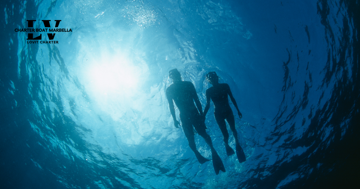 Ruta por la costa de Marbella para bañarse en alta mar - Lovit Charter